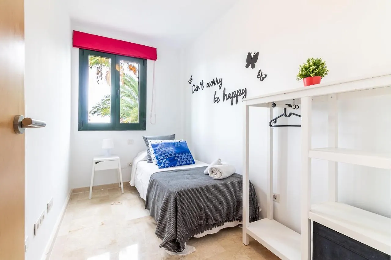 Flatguest San Fernando + 4Bdr + Terrace + Parking Villa San Bartolomé 0*,  Spanien