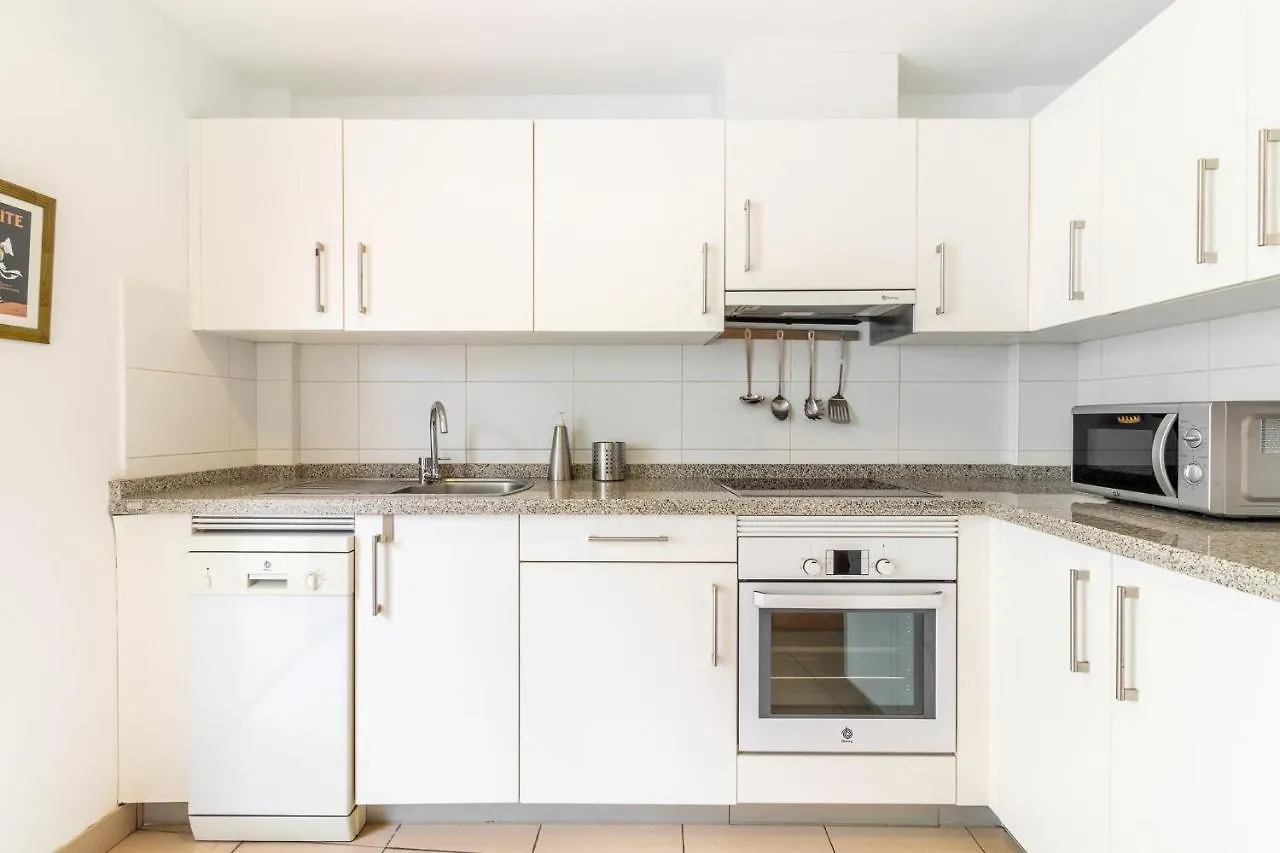 Flatguest San Fernando + 4Bdr + Terrace + Parking Villa San Bartolomé Semesterbostad