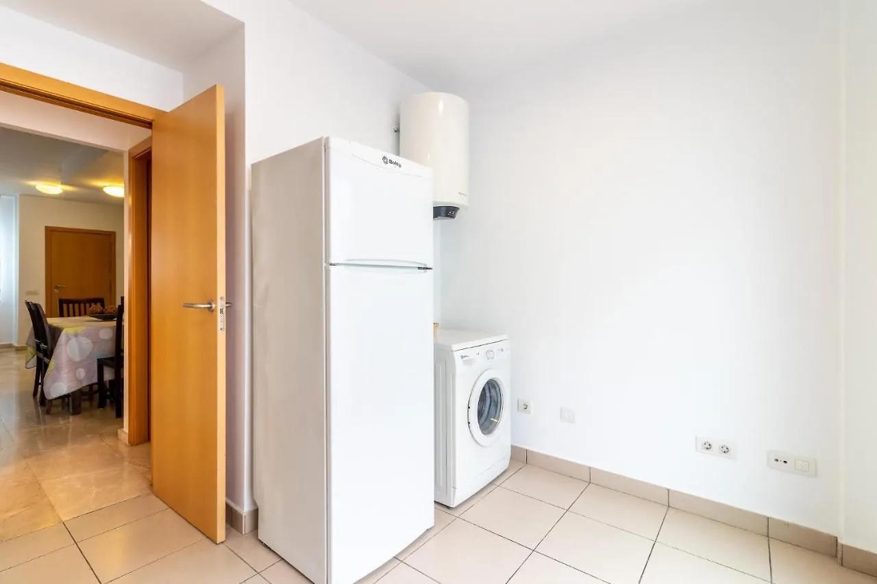 Flatguest San Fernando + 4Bdr + Terrace + Parking Villa San Bartolomé