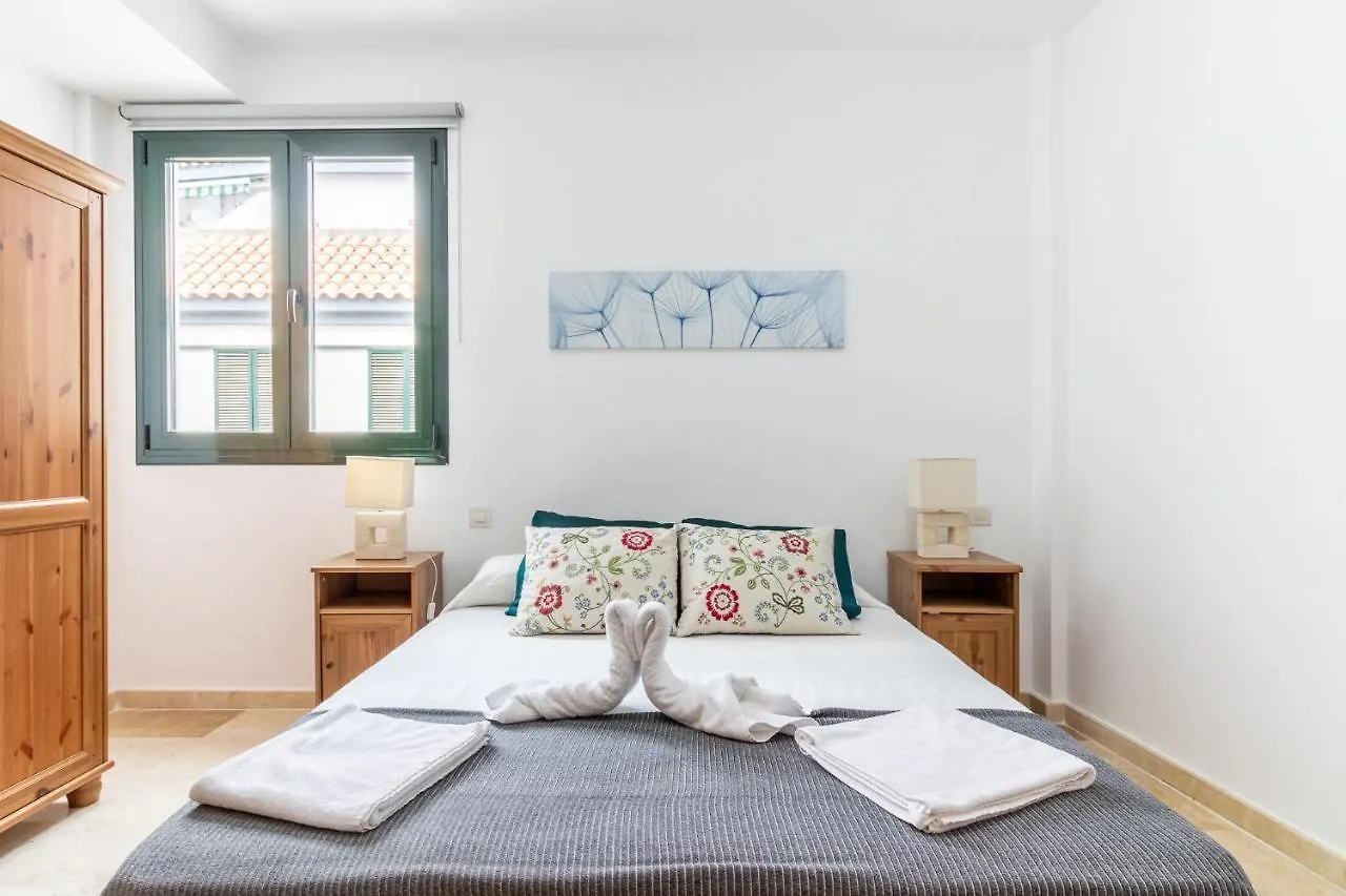 Semesterbostad Flatguest San Fernando + 4Bdr + Terrace + Parking Villa San Bartolomé
